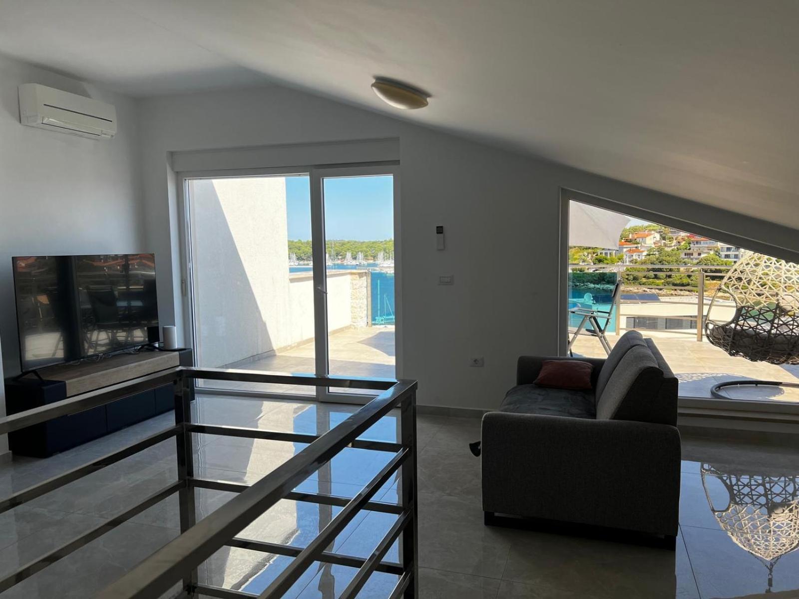 Seascape Deluxe Residence Пьешчана-Увала Экстерьер фото