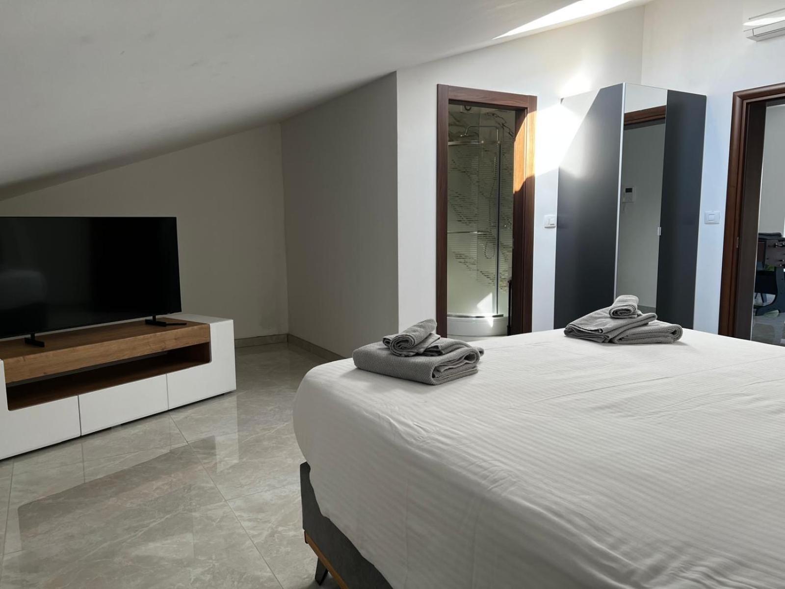 Seascape Deluxe Residence Пьешчана-Увала Экстерьер фото