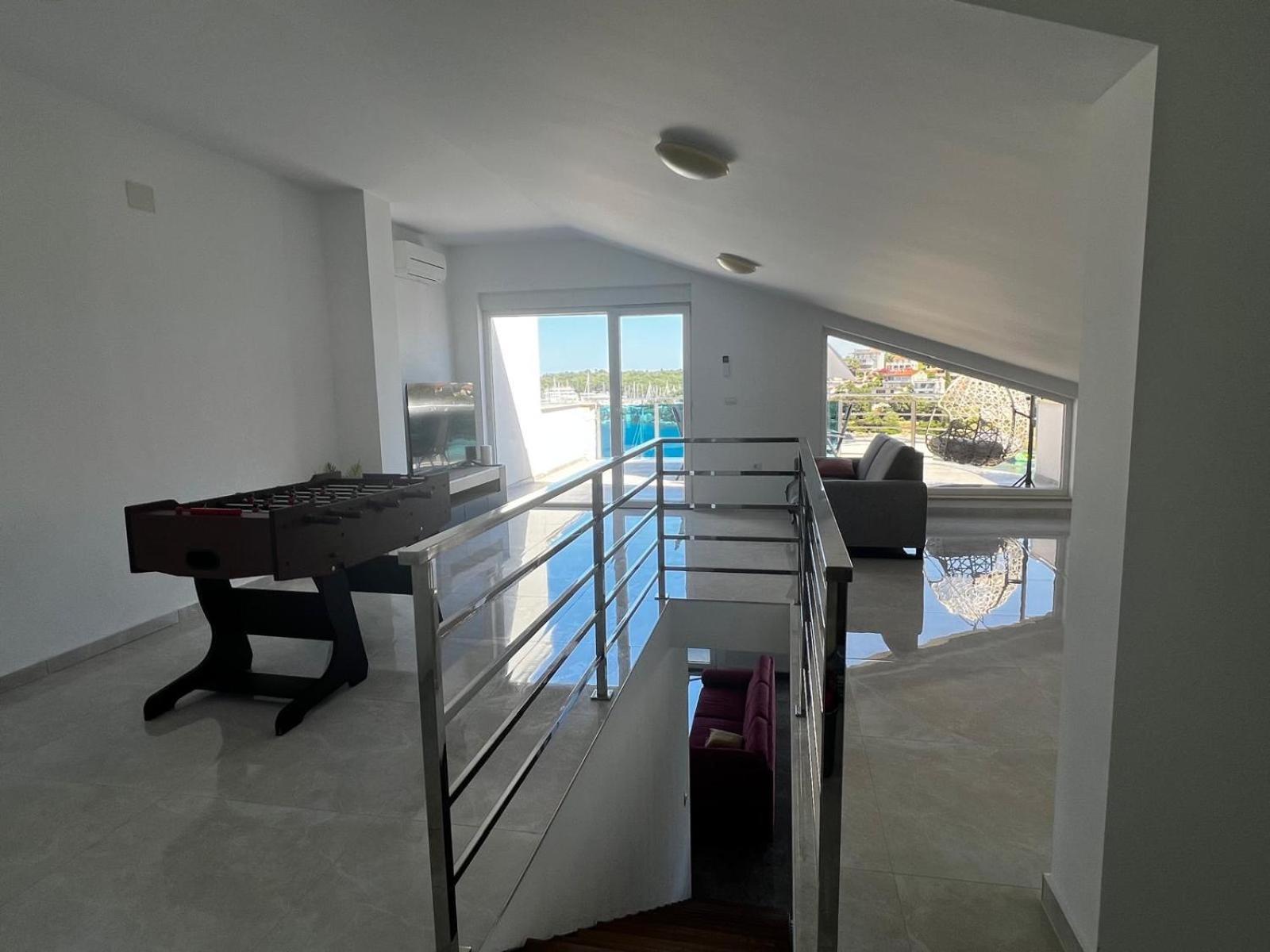 Seascape Deluxe Residence Пьешчана-Увала Экстерьер фото